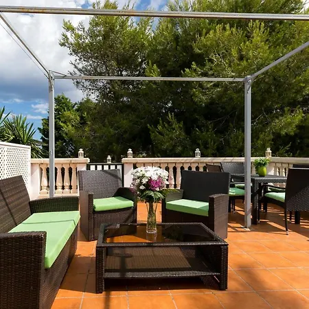 Bonito Apartamento Con Gran Terraza Privada- C12 *
